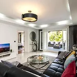 Luxurious Beachside In The Heart Of Puente Romano