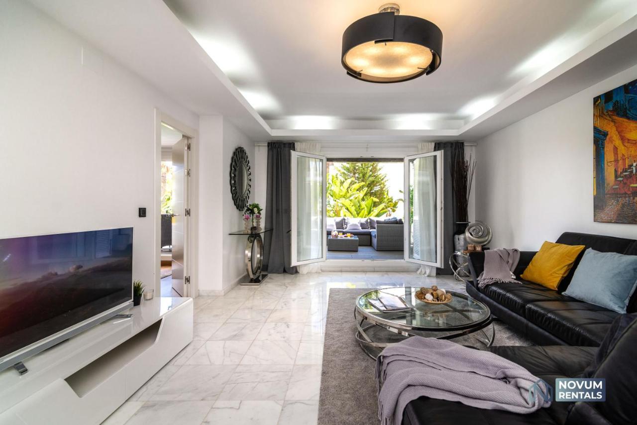 Luxurious Beachside In The Heart Of Puente Apartamento Marbella